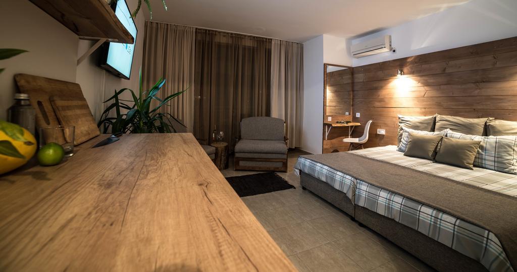 The Poolhouse Apartment Pantai Sunny Bagian luar foto